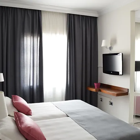 酒店 Sercotel Parque 3*