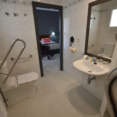 Szálloda Sercotel Parque 3*