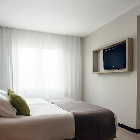 호텔 Sercotel Parque 3*